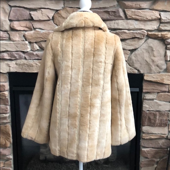 Express faux fur beige coat size XS - Picture 2 of 5